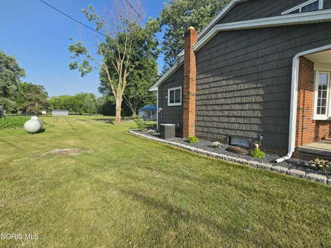 Tiny photo for 28920 Bates Road, Perrysburg, OH 43551 (MLS # 10010053)