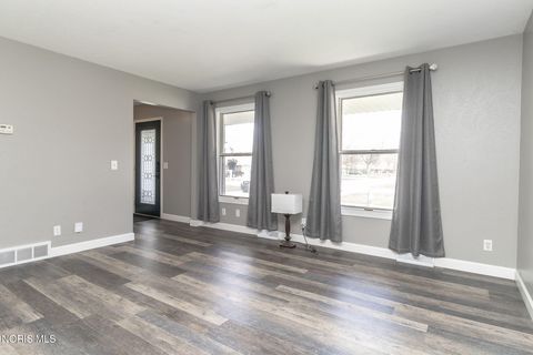 Tiny photo for 2634 Green Valley Drive, Toledo, OH 43614 (MLS # 10006253)