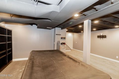 Tiny photo for 2634 Green Valley Drive, Toledo, OH 43614 (MLS # 10006253)