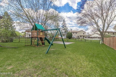 Tiny photo for 2634 Green Valley Drive, Toledo, OH 43614 (MLS # 10006253)