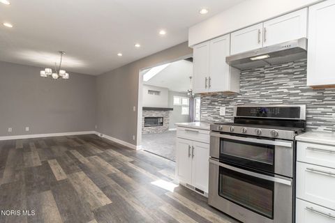 Tiny photo for 2634 Green Valley Drive, Toledo, OH 43614 (MLS # 10006253)