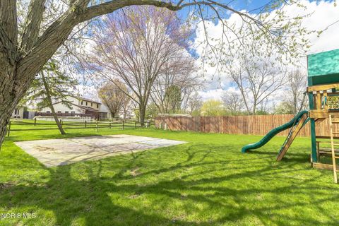 Tiny photo for 2634 Green Valley Drive, Toledo, OH 43614 (MLS # 10006253)