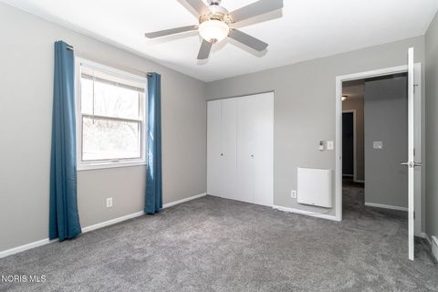 Tiny photo for 2634 Green Valley Drive, Toledo, OH 43614 (MLS # 10006253)