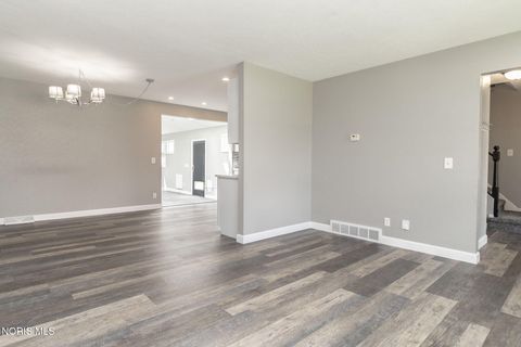 Tiny photo for 2634 Green Valley Drive, Toledo, OH 43614 (MLS # 10006253)