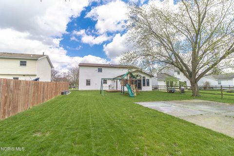Tiny photo for 2634 Green Valley Drive, Toledo, OH 43614 (MLS # 10006253)