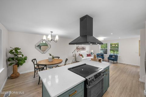 Tiny photo for 4248 Hunters Trail Drive, Toledo, OH 43607 (MLS # 10000858)