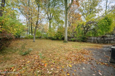 Tiny photo for 4248 Hunters Trail Drive, Toledo, OH 43607 (MLS # 10000858)