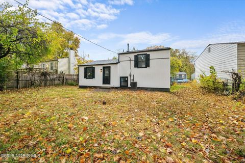 Tiny photo for 4248 Hunters Trail Drive, Toledo, OH 43607 (MLS # 10000858)