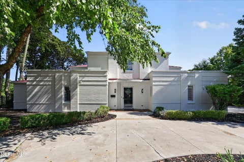 Tiny photo for 2708 Riverview Drive, Maumee, OH 43537 (MLS # 10011524)