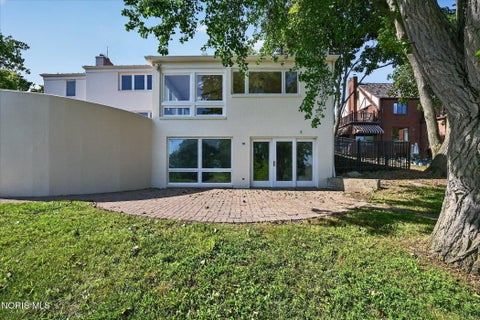Tiny photo for 2708 Riverview Drive, Maumee, OH 43537 (MLS # 10011524)