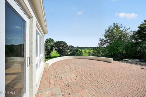 Tiny photo for 2708 Riverview Drive, Maumee, OH 43537 (MLS # 10011524)