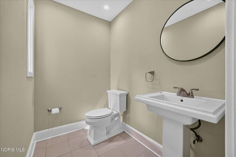 Tiny photo for 2708 Riverview Drive, Maumee, OH 43537 (MLS # 10011524)