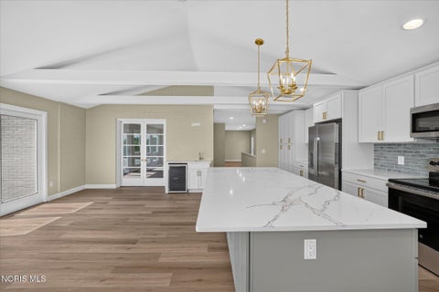 Tiny photo for 2708 Riverview Drive, Maumee, OH 43537 (MLS # 10011524)