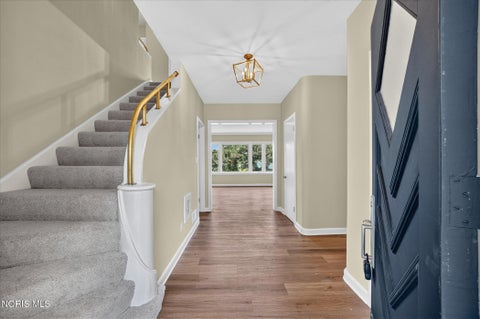 Tiny photo for 2708 Riverview Drive, Maumee, OH 43537 (MLS # 10011524)
