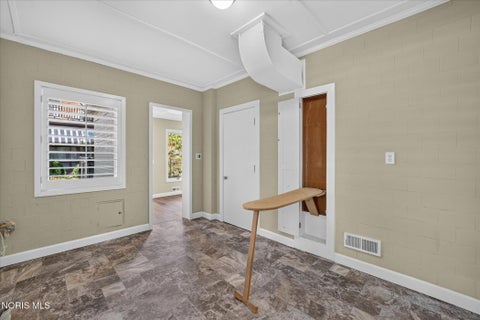 Tiny photo for 2708 Riverview Drive, Maumee, OH 43537 (MLS # 10011524)
