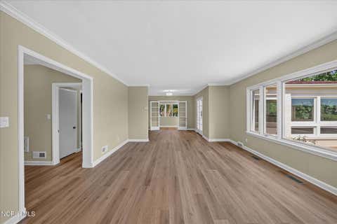 Tiny photo for 2708 Riverview Drive, Maumee, OH 43537 (MLS # 10011524)