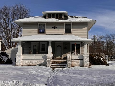 Photo of 222 N Cherry Street, Bryan, OH 43506 (MLS # 10002146)