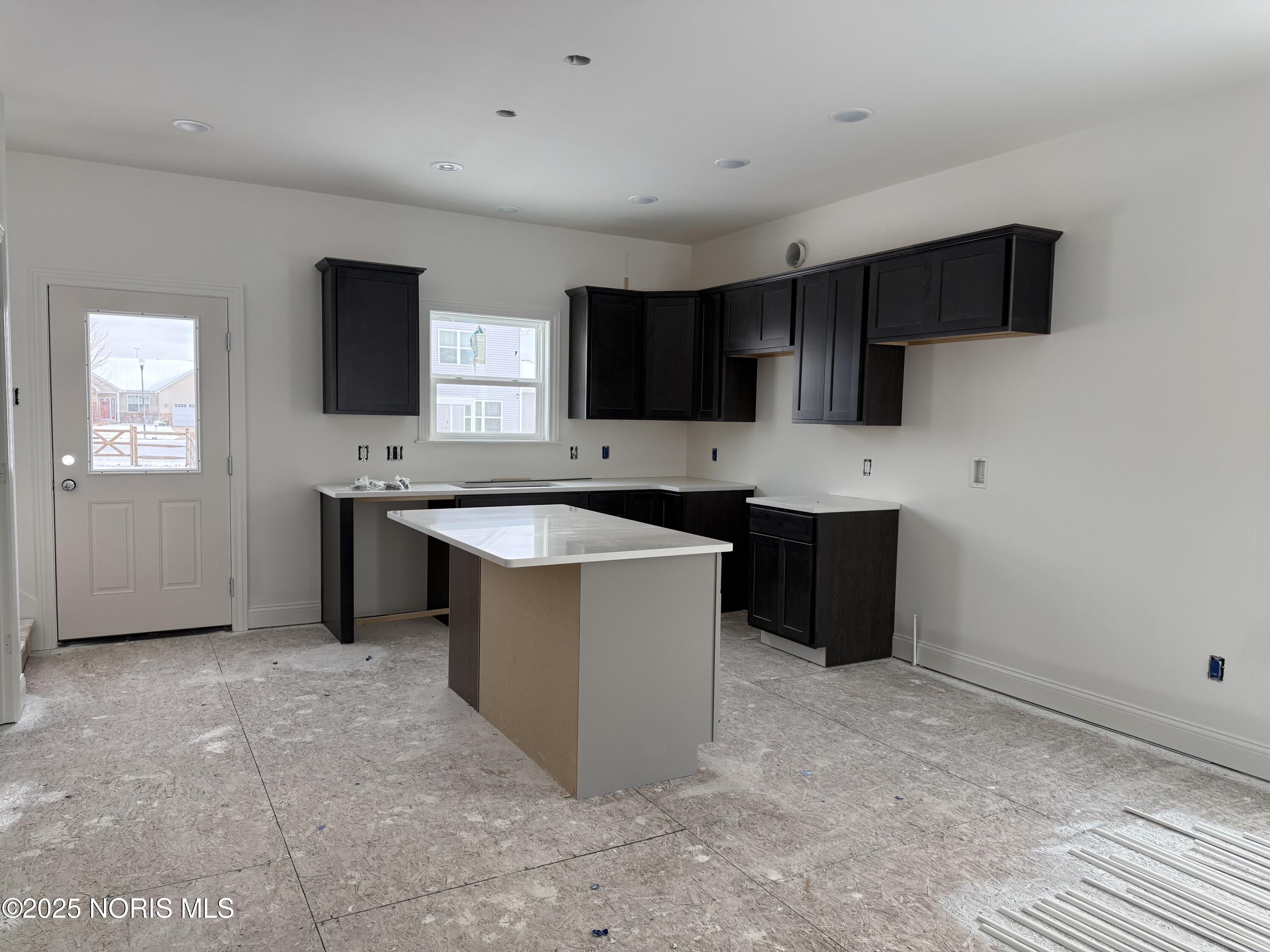 725 W Ironwood Drive