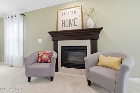 Tiny photo for 8257 Fawn Crest, Toledo, OH 43617 (MLS # 10002628)