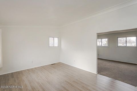 Tiny photo for 2226 Peabody Avenue, Toledo, OH 43614 (MLS # 10002678)