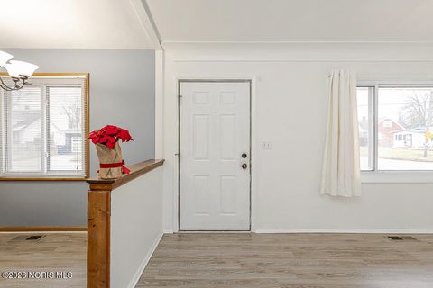 Tiny photo for 2226 Peabody Avenue, Toledo, OH 43614 (MLS # 10002678)