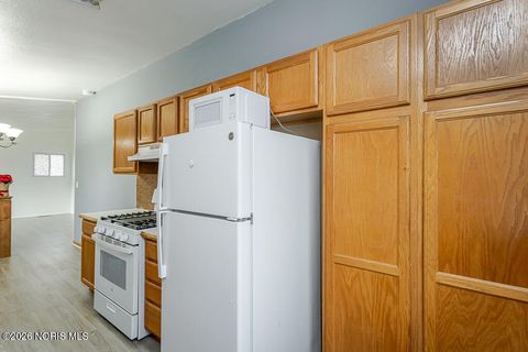 Tiny photo for 2226 Peabody Avenue, Toledo, OH 43614 (MLS # 10002678)