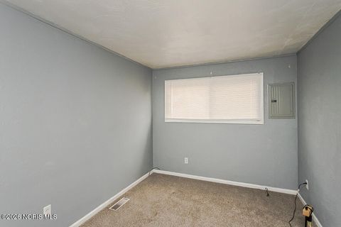 Tiny photo for 2226 Peabody Avenue, Toledo, OH 43614 (MLS # 10002678)