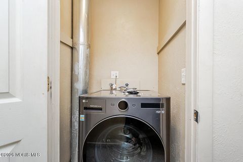 Tiny photo for 2226 Peabody Avenue, Toledo, OH 43614 (MLS # 10002678)