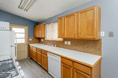 Tiny photo for 2226 Peabody Avenue, Toledo, OH 43614 (MLS # 10002678)