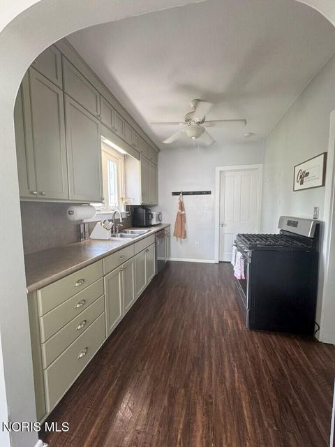 Tiny photo for 431 W Johnson Street, Upper Sandusky, OH 43351 (MLS # 10007969)
