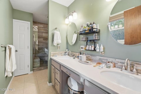 Tiny photo for 8337 Cherry Blossom Lane, Holland, OH 43528 (MLS # 10014595)