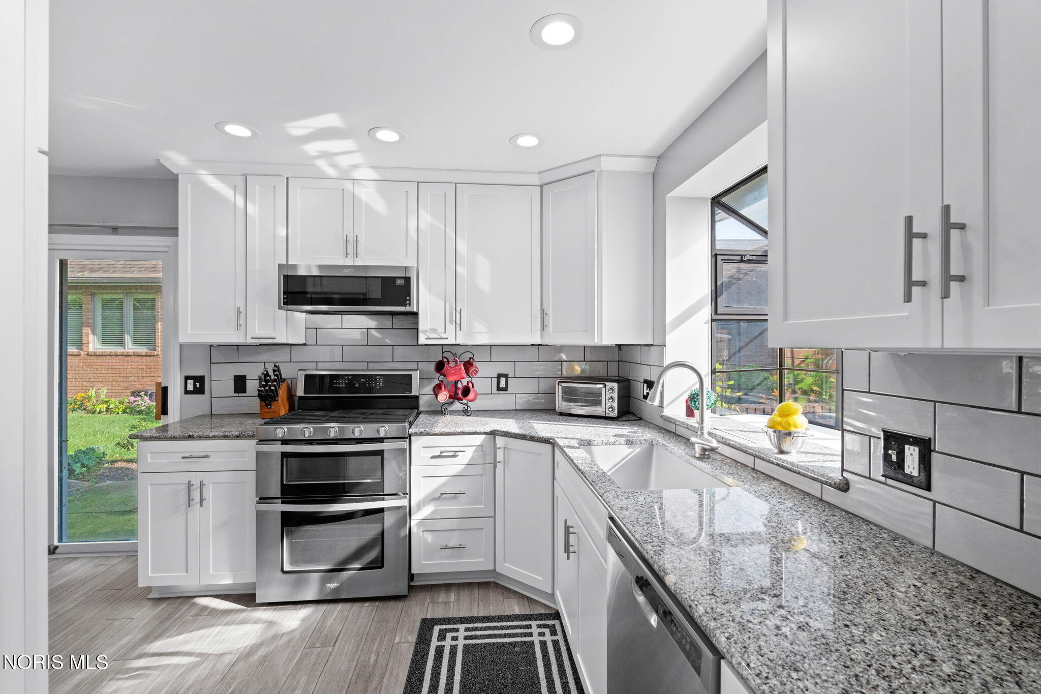 41 Woodforest Parkway