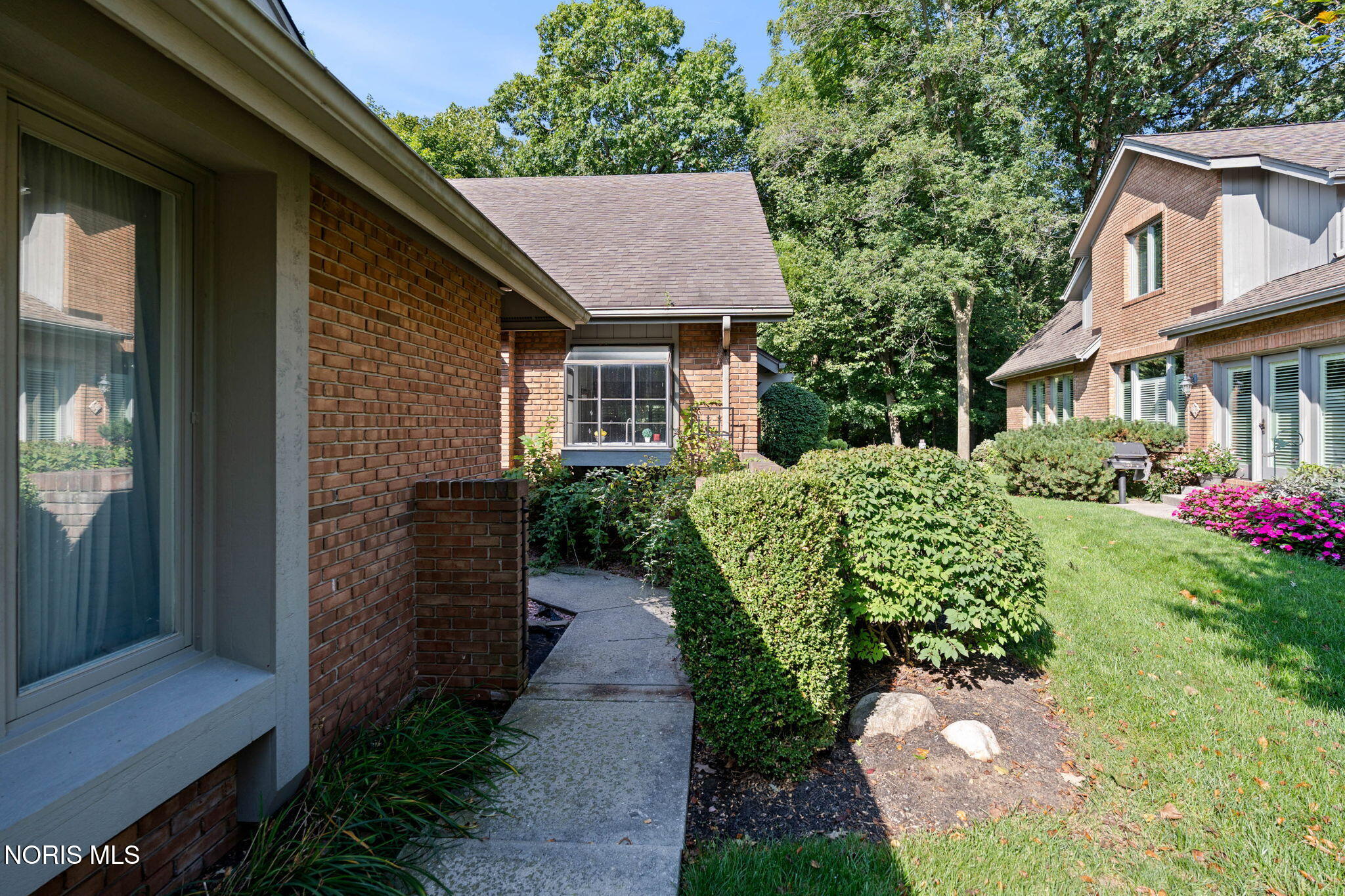 41 Woodforest Parkway