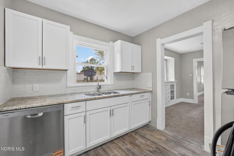 Tiny photo for 1845 Berkshire Place, Toledo, OH 43613 (MLS # 10012964)