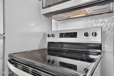 Tiny photo for 1845 Berkshire Place, Toledo, OH 43613 (MLS # 10012964)