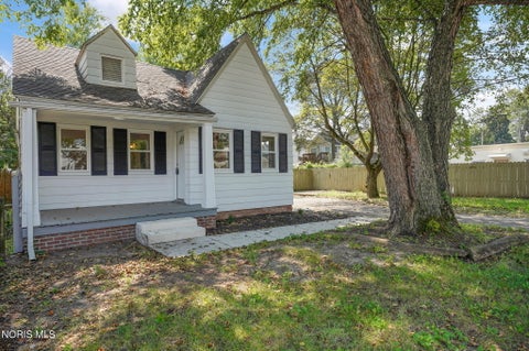 Tiny photo for 1845 Berkshire Place, Toledo, OH 43613 (MLS # 10012964)
