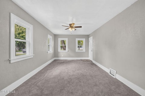 Tiny photo for 1845 Berkshire Place, Toledo, OH 43613 (MLS # 10012964)