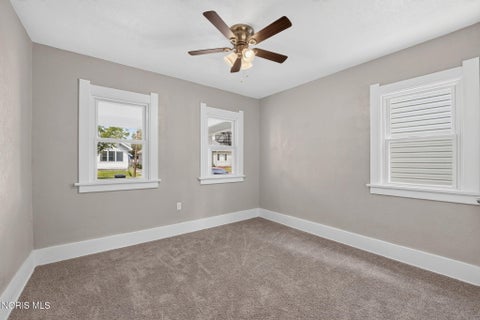 Tiny photo for 1845 Berkshire Place, Toledo, OH 43613 (MLS # 10012964)