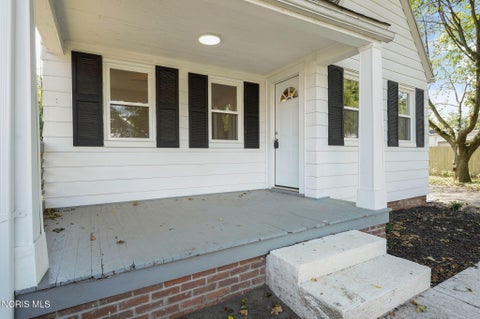 Tiny photo for 1845 Berkshire Place, Toledo, OH 43613 (MLS # 10012964)