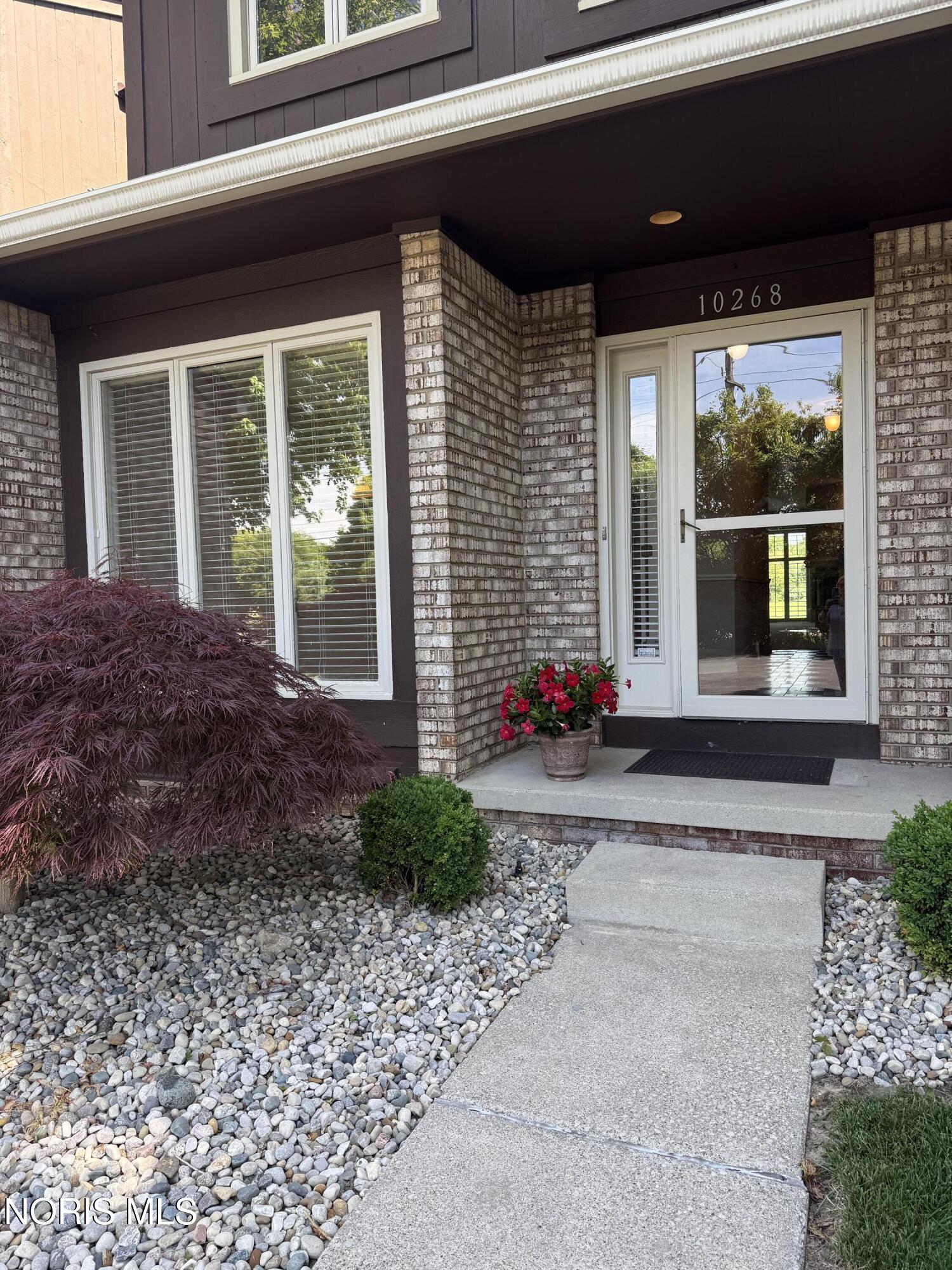 10268 Ford Road 22