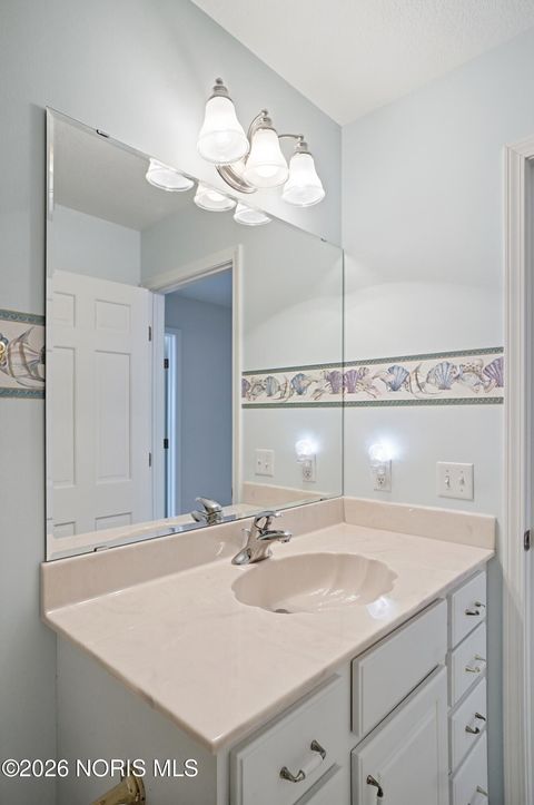 Tiny photo for 2165 Glenacres Court, Maumee, OH 43537 (MLS # 10003397)