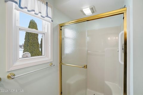 Tiny photo for 2165 Glenacres Court, Maumee, OH 43537 (MLS # 10003397)