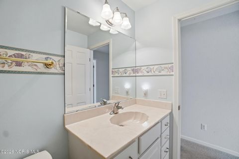 Tiny photo for 2165 Glenacres Court, Maumee, OH 43537 (MLS # 10003397)