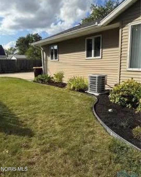 Tiny photo for 230 Adams Street, Defiance, OH 43512 (MLS # 10005611)