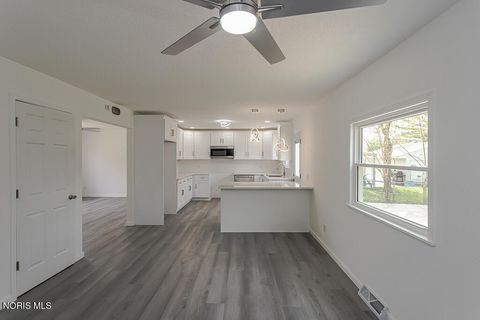 Tiny photo for 5917 Pepperell Place, Toledo, OH 43612 (MLS # 10006856)