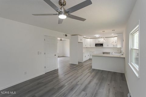 Tiny photo for 5917 Pepperell Place, Toledo, OH 43612 (MLS # 10006856)