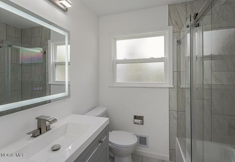 Tiny photo for 5917 Pepperell Place, Toledo, OH 43612 (MLS # 10006856)