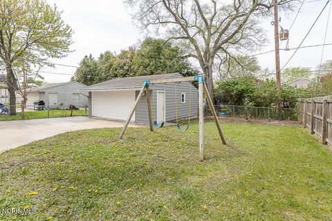 Tiny photo for 5917 Pepperell Place, Toledo, OH 43612 (MLS # 10006856)