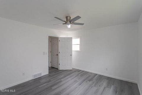 Tiny photo for 5917 Pepperell Place, Toledo, OH 43612 (MLS # 10006856)