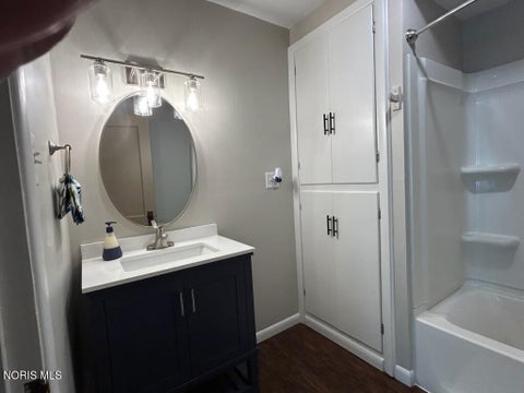 Tiny photo for 1214 Ellis Avenue, Toledo, OH 43605 (MLS # 10014669)